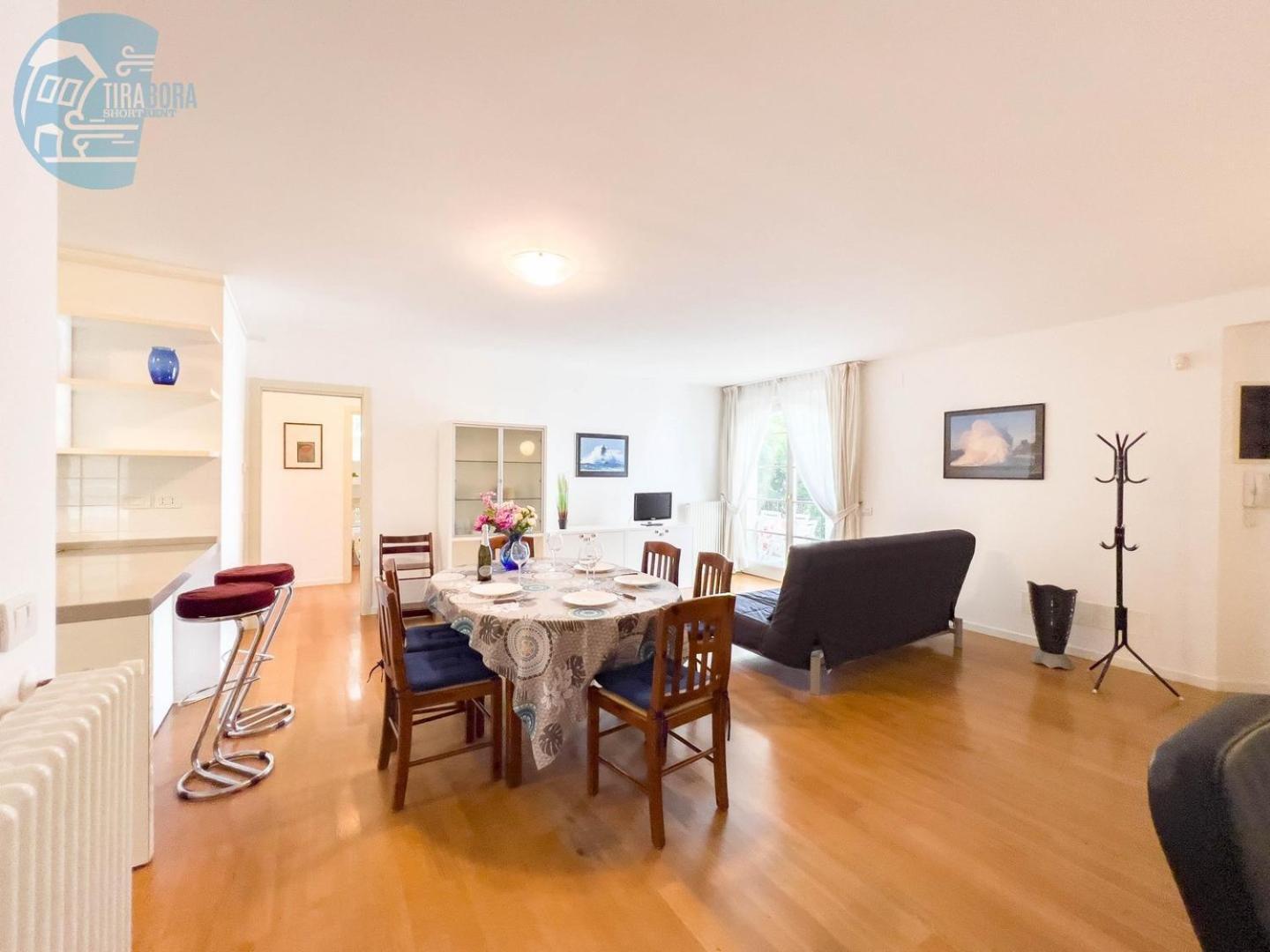 Cattedrale 5 Tirabora Short Rent Διαμέρισμα Τεργέστη Εξωτερικό φωτογραφία