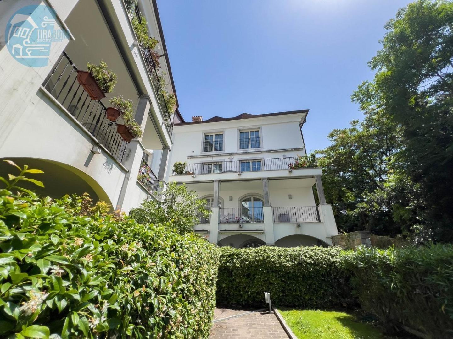 Cattedrale 5 Tirabora Short Rent Διαμέρισμα Τεργέστη Εξωτερικό φωτογραφία