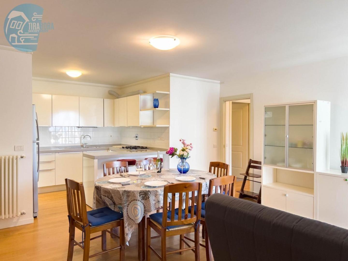Cattedrale 5 Tirabora Short Rent Διαμέρισμα Τεργέστη Εξωτερικό φωτογραφία